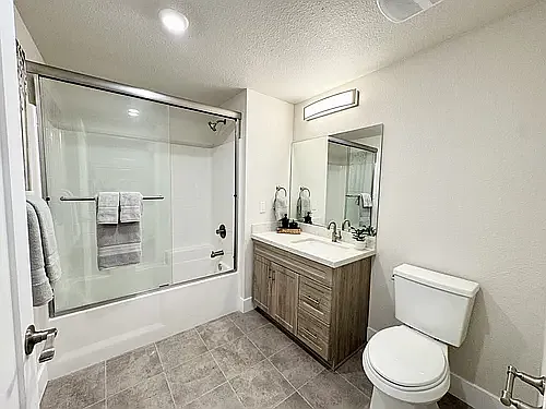 The SECRET in K-Town Luxury Apartments — Photo 30