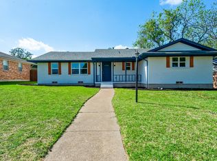 8821 Forest Cliff Dr, Dallas, TX 75228