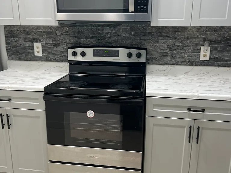 301 Golf Villas Ct NW — Photo 6