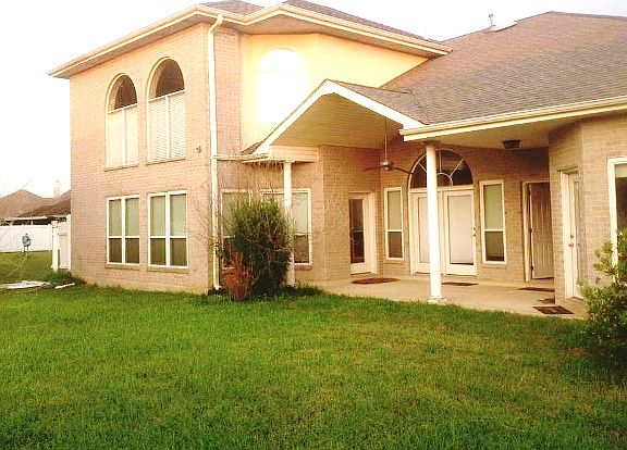 2nd image of 11421 Melvin Pl