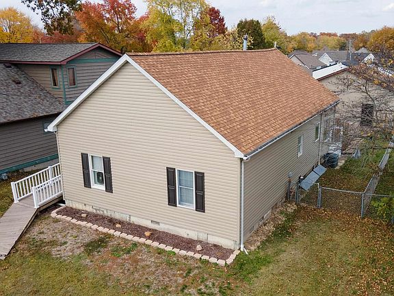 2nd image of 207 Sylvester Ave
