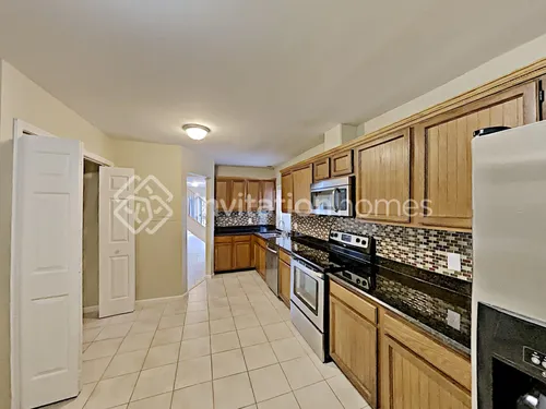 1202 Vision Dr Photo 1