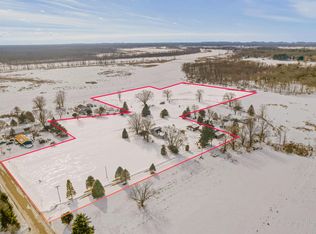 15425 132nd Ave, Nunica, MI 49448