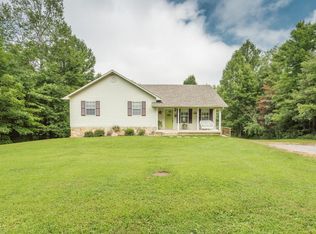 338 Gardner Ln, Caryville, TN 37757
