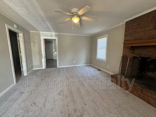 1804 Autumn Ln Photo 1