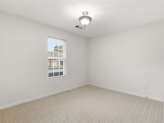 4th image of 6 Brittany Ct #24