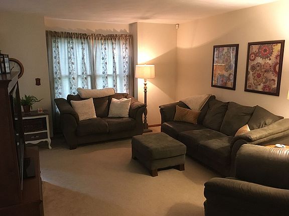 5th image of 2631 Black Oak Dr