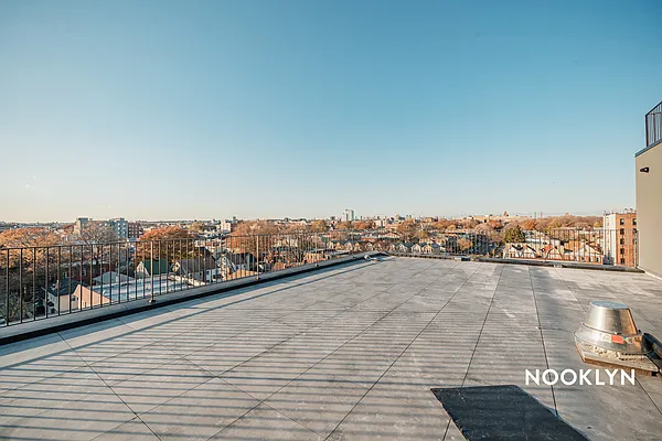 Rented by Nooklyn NYC LLC | media 46