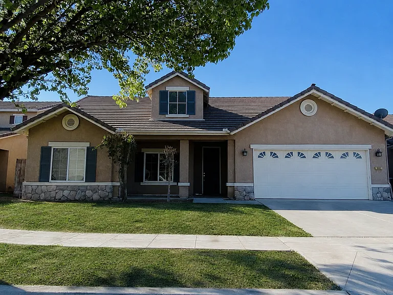 6059 E Andrews Ave — Photo 1