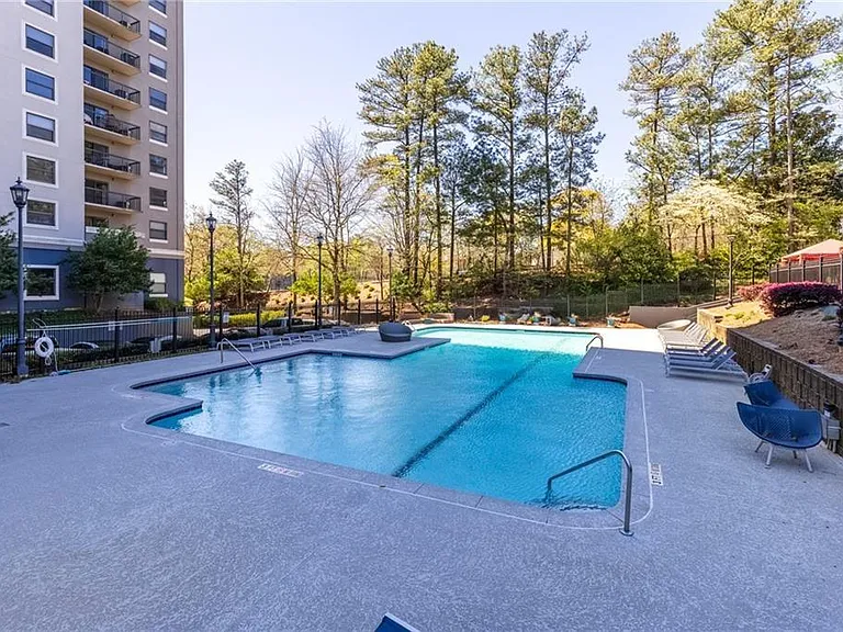 795 Hammond Dr #1111 — Photo 8