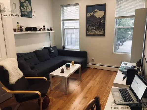 (undisclosed Address), Boston, MA 02113