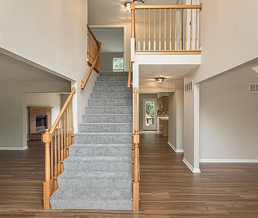 5th image of 135 Tennessee Walker Way