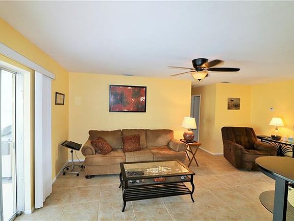 4th image of 257 Rockwood St