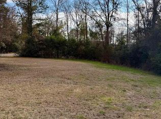 2009 Green St, Warner Robins, GA 31093