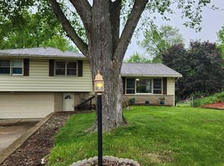 5425 N Nottingham Pl, Peoria, IL