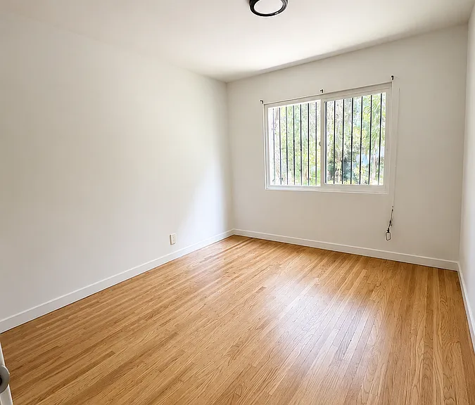 114 S Rampart Blvd #3 — Photo 8