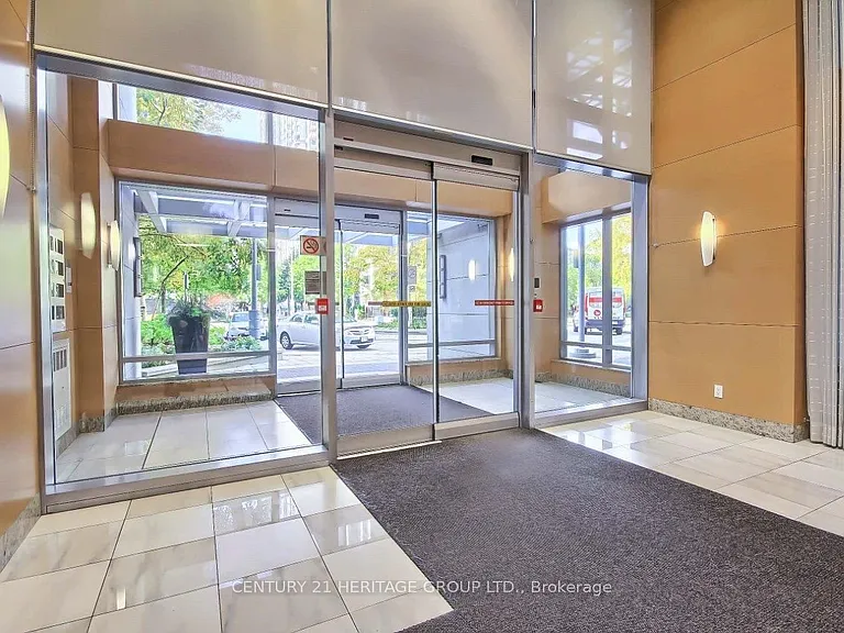 4978 Yonge St #1211 — Photo 7