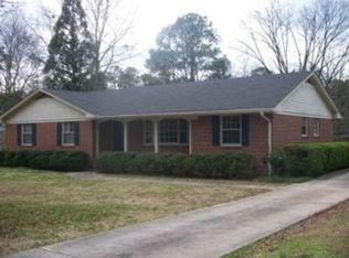 1111 Skyline Dr, Griffin, GA