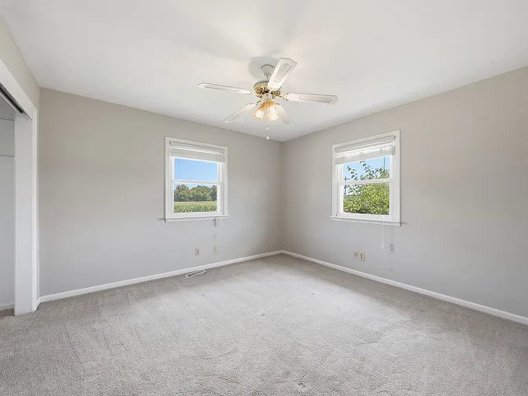 1041 N US Highway 421 — Photo 22