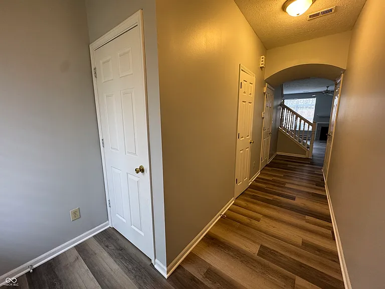 5438 Nighthawk Dr — Photo 12