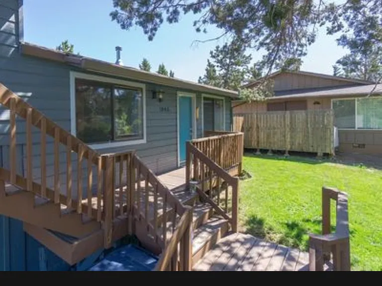 1901 NE Wichita Way — Photo 16