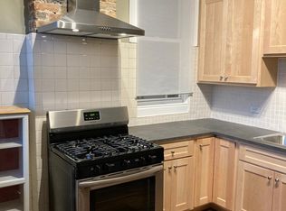 2433 W Superior St #1, Chicago, IL 60612