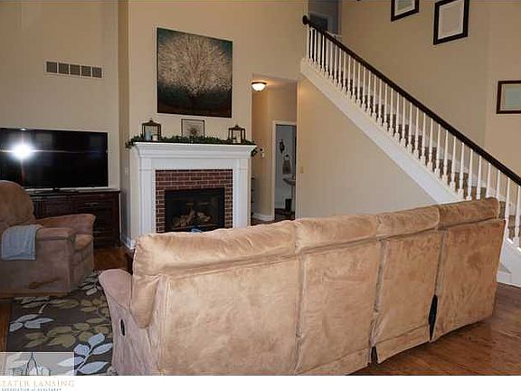 5th image of 508 Riverwalk Dr