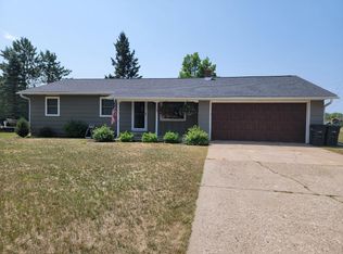 1460 E Kings Rd, Tomahawk, WI 54487