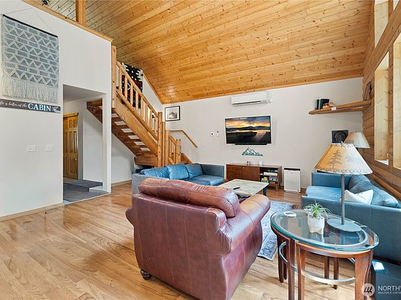 4th image of 1302 Pine Loch Sun Drive