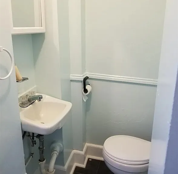 2 Thenius St #1 — Photo 7
