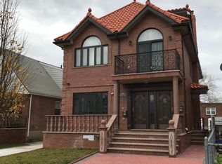 15051 59th Ave, Flushing, NY 11355