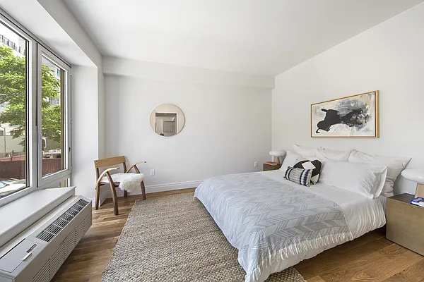 Rented by Halstead Property Development Marketing LLC | media 26