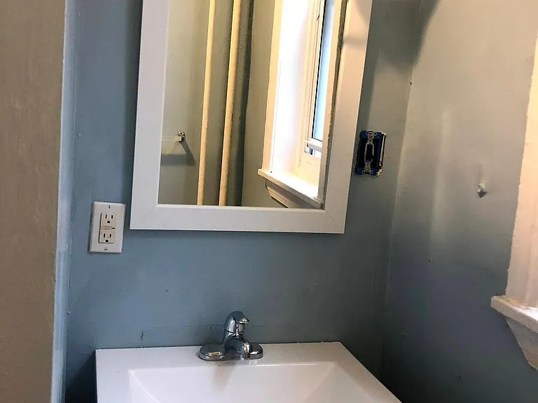 511 S 42nd St #2 — Photo 9