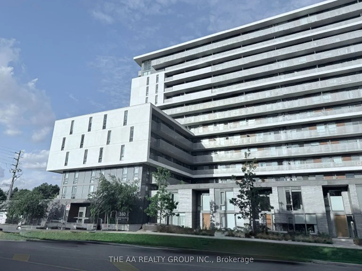 The Yorkdale Condos — Photo 2
