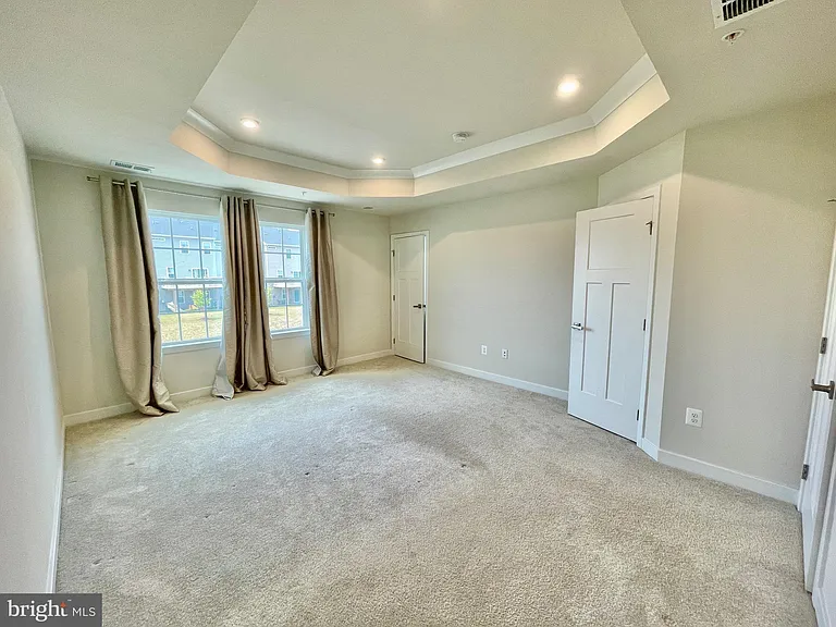 1518 Wilmer Park Ln — Photo 38