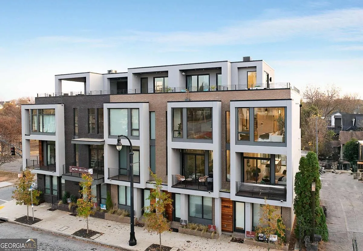 105 Georgia Ave SE #1 photo 1