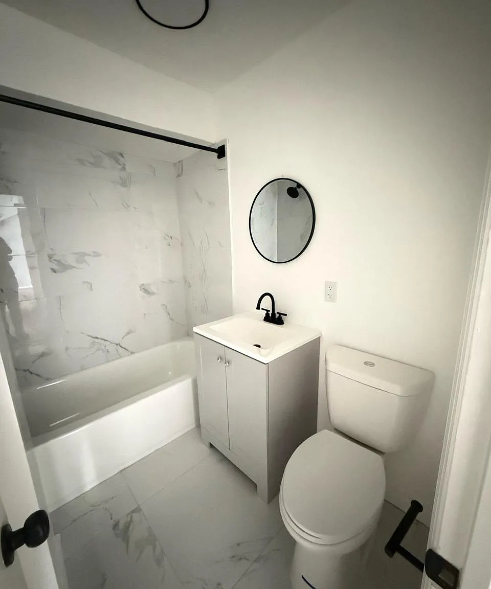 2 bed, $1,895 — Photo 3