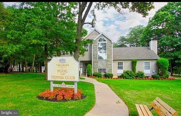 1st image of 1402 Tristram Cir