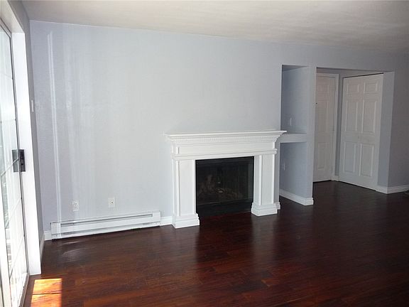 4th image of 12301 SE 41st Ln #24