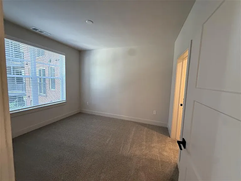 District on the Etowah Apartments — Photo 1359