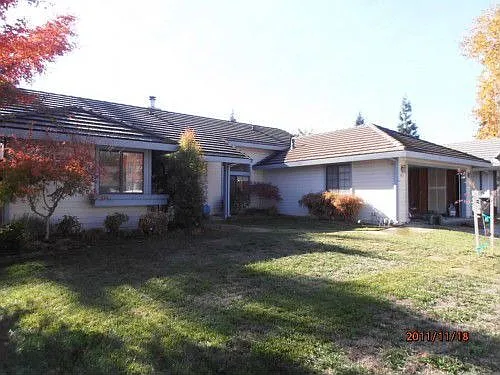 642 Cardoso Dr photo 1