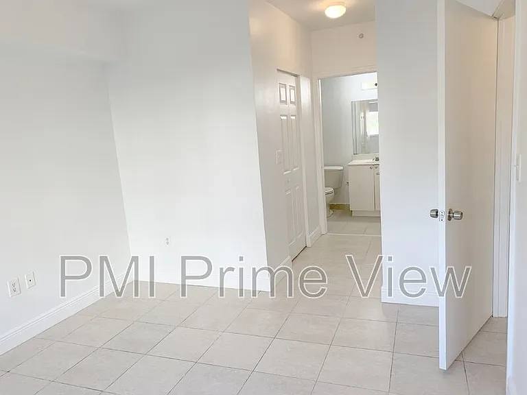 11060 SW 196th St #105 — Photo 15