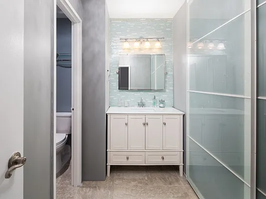 Sold by Sotheby's International Realty | media 9