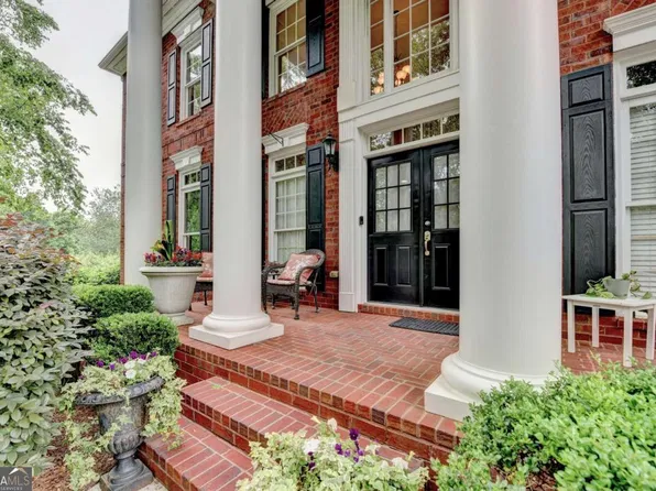 5283 Whitehaven Park Ln SE, Smyrna, GA 30126