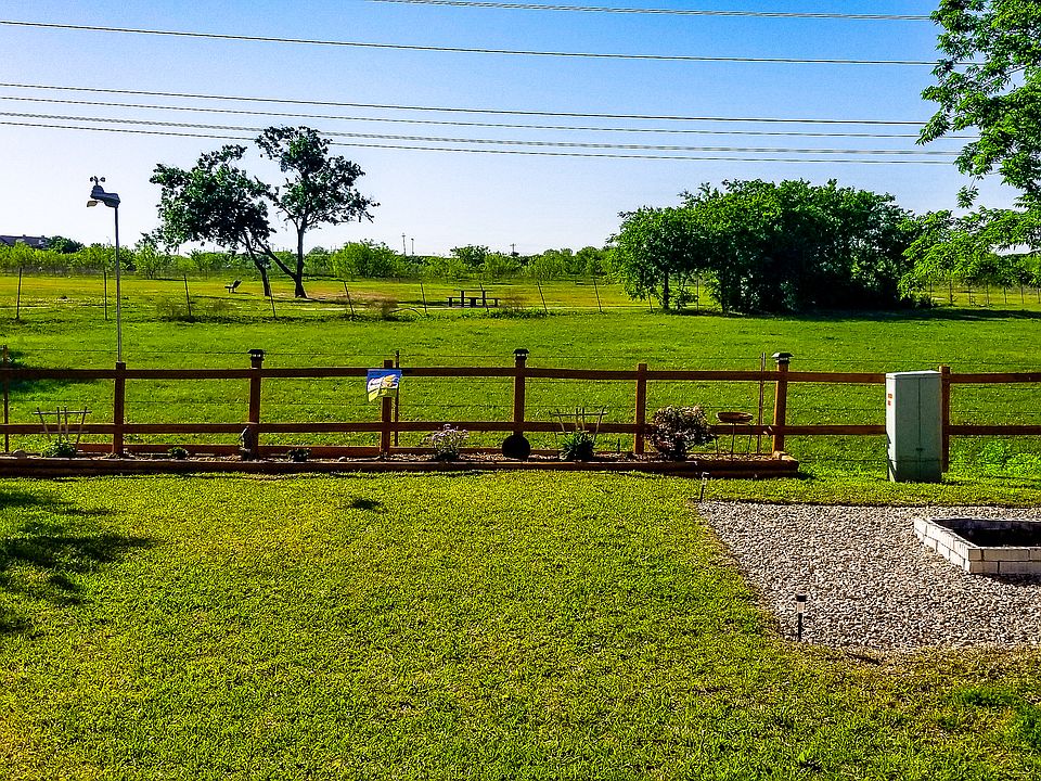 Pasture and park view