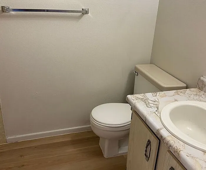 239 W Limberlost Dr — Photo 10