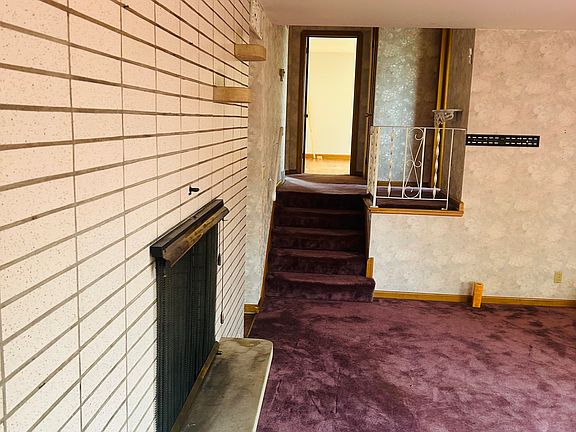 3rd image of 324 E Park Ave #324