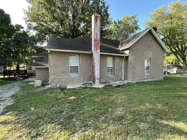 311 N Walnut St, Glenwood, IA 51534