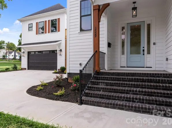 1529 Beckwith Pl, Charlotte, NC 28205