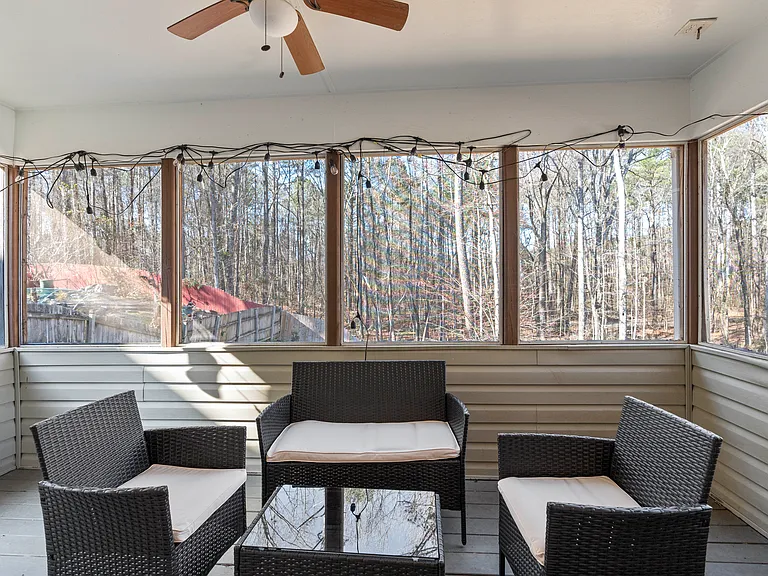 729 Sunny Field Ln — Photo 6